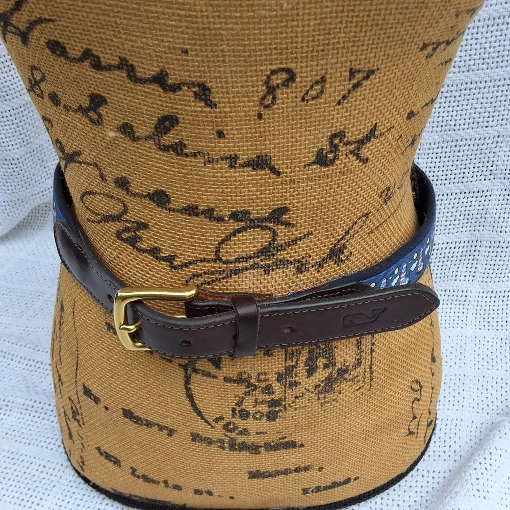 Vineyard Vines Lighthouse belt 30 NWOT